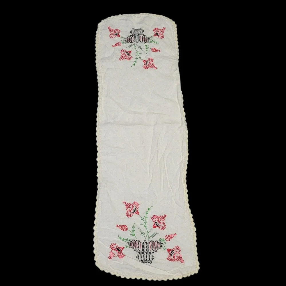Hand Embroidered Linen Table‎ Runner Red Floral Cross Stitch Crochet Trim